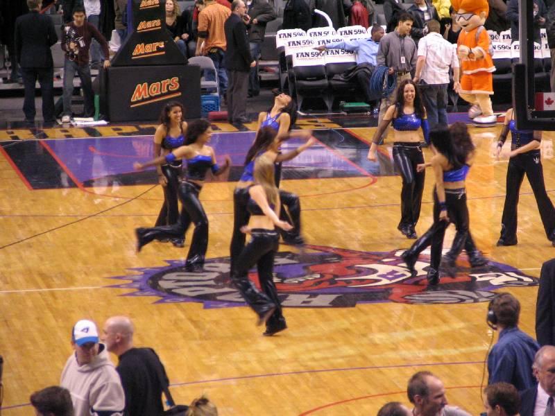 Raptors - 02.04.2005 433.jpg